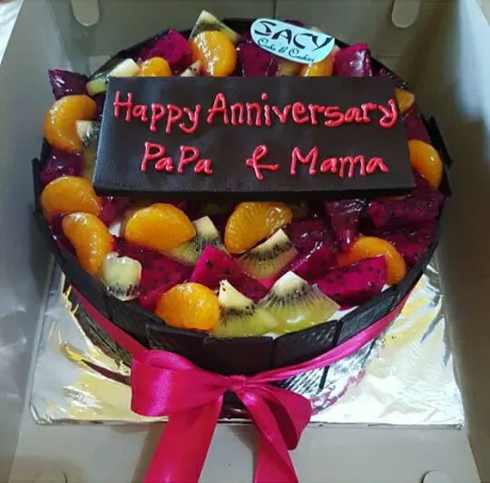 anniversary cake for mom and dad