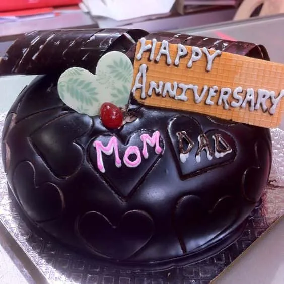 anniversary cake for parents