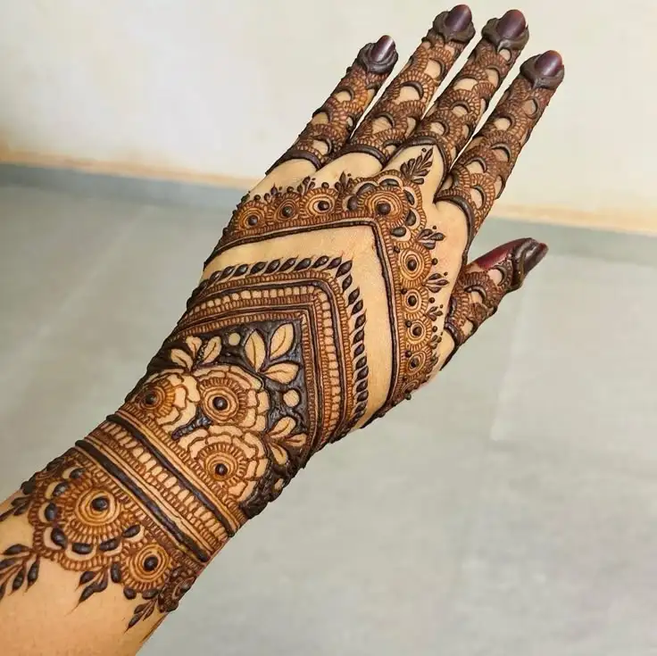 stylish back hand mehndi designs